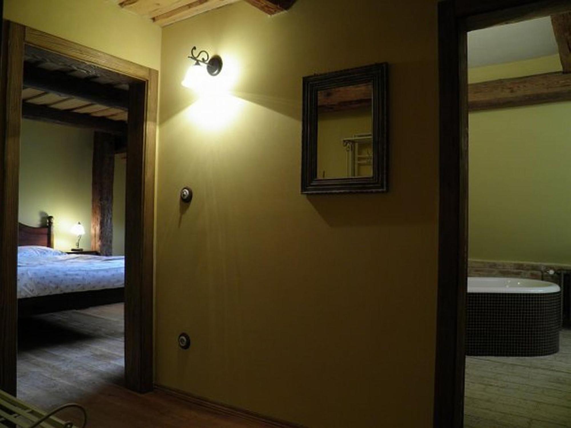 Dvur Olsiny -Hotel And Horse-Riding Karviná Habitación foto