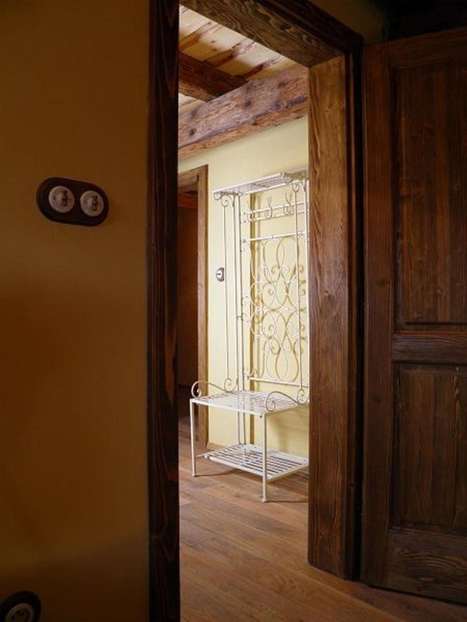 Dvur Olsiny -Hotel And Horse-Riding Karviná Habitación foto